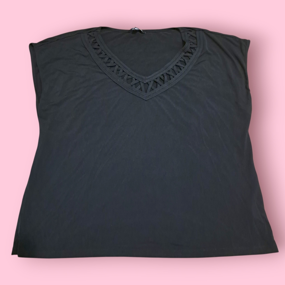 Elegant Black Sleeveless Top